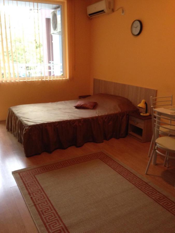Marina Studio Burgas City Exterior foto